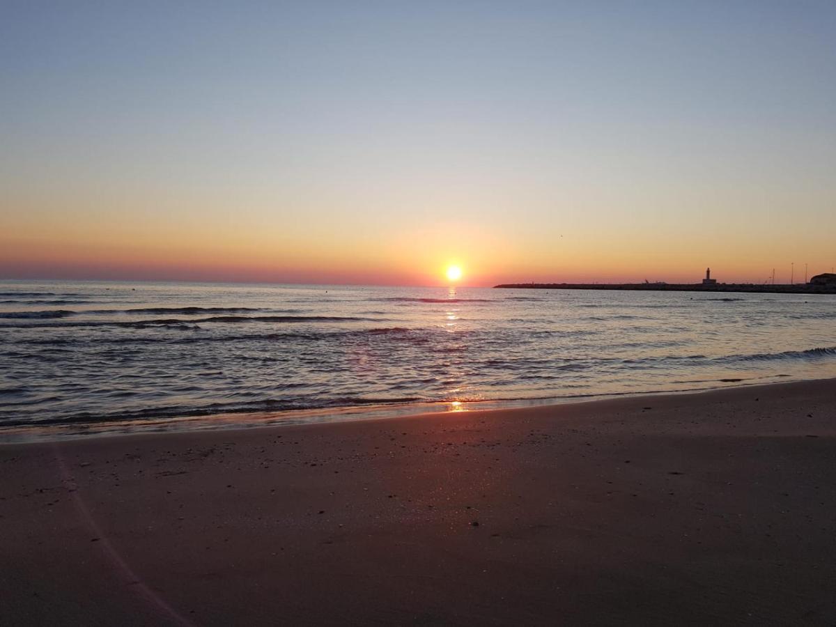 Appartamento Gioia Sea View Năvodari Esterno foto